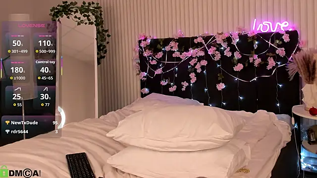 Kati_Li's cam snapshot