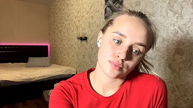 ElisabetLorney's cam snapshot