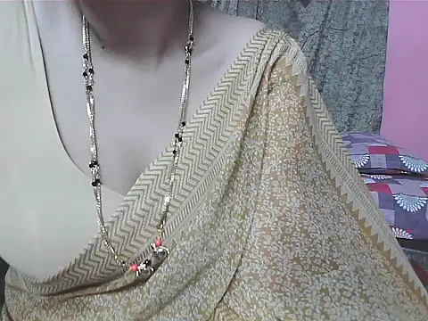 sunitha-3 live sex cam