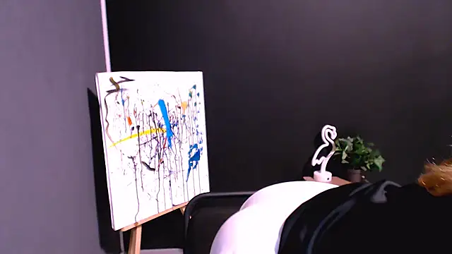 MissOliviaa_'s cam snapshot