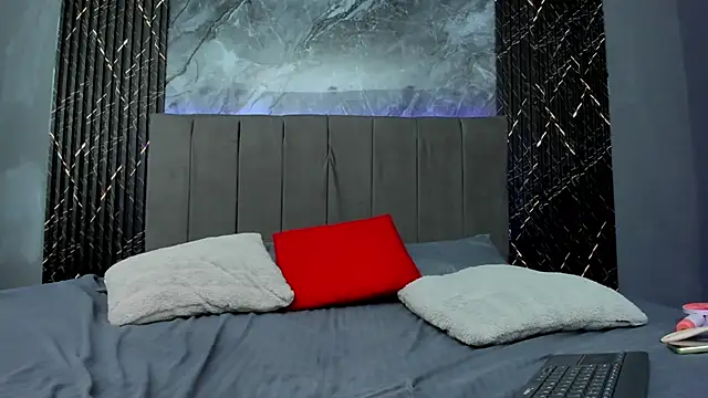 Saraa_Evaans's cam snapshot