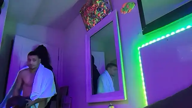 hot_shot_13 live sex cam