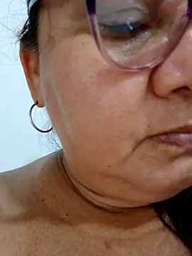 HotXXXgirl_01's cam snapshot