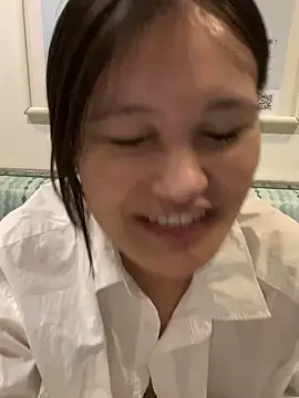 Rere-is-chcco's cam snapshot