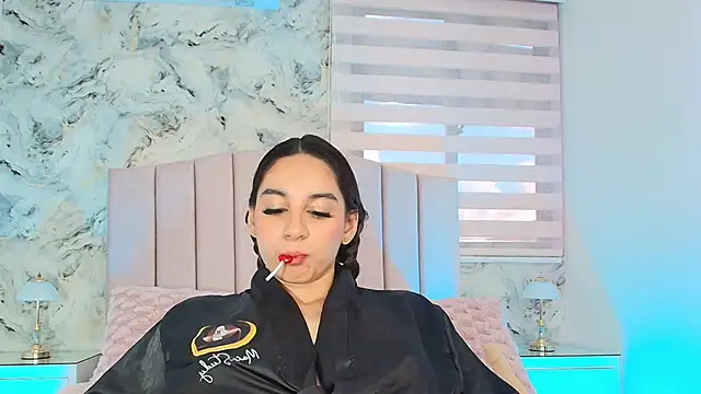 celeste_moonx's cam snapshot