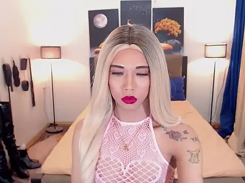 PreciousAmore live sex cam