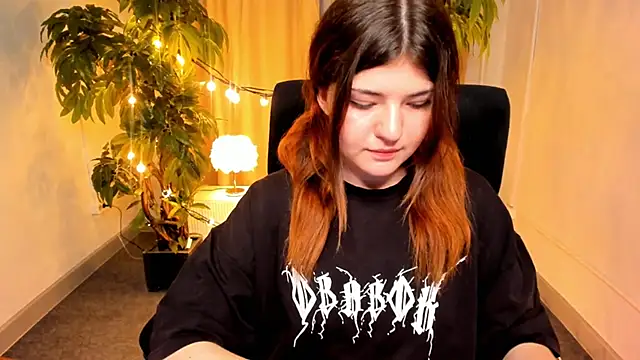 KristinMartin's cam snapshot