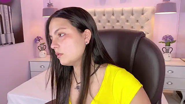 GabyQueens's cam snapshot