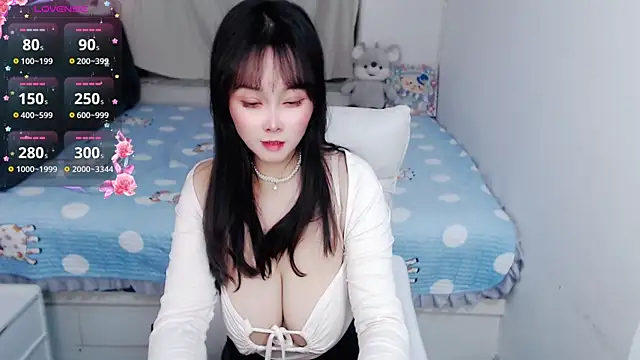 Luer_Luer's cam snapshot