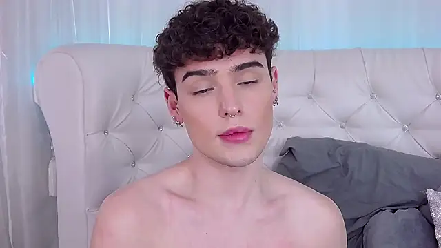 RobbyCharming's cam snapshot