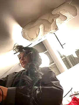 Tisha_Busty live sex cam