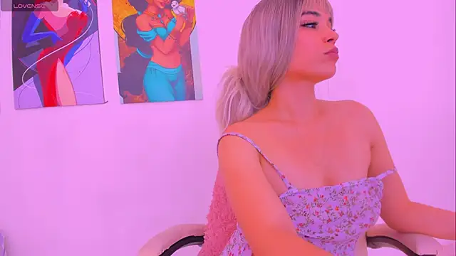 Scarleet_LIZZ's cam snapshot