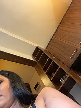 Hotmomcheckk_'s cam snapshot