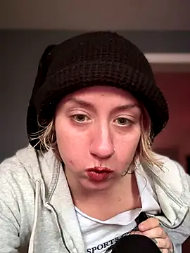 EllieELf's cam snapshot