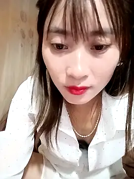 Em_xinh01's cam snapshot