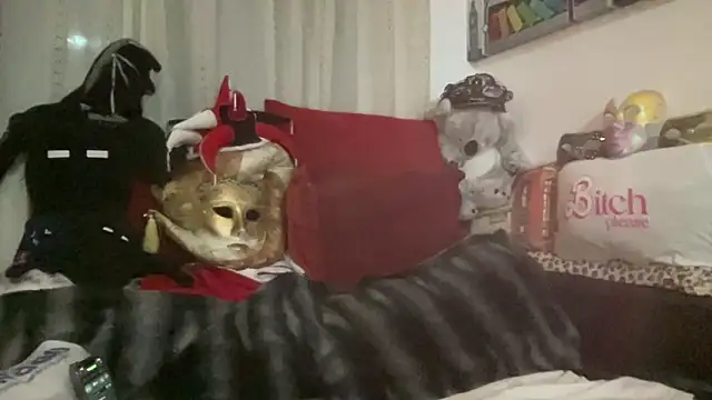 EroticVenetian's cam snapshot