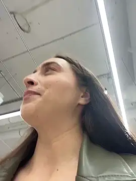 Holly_Play live sex cam