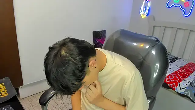 StiwenTwink live sex cam