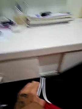 Rodriguess010's cam snapshot