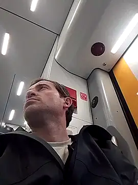 openlegsforyou's cam snapshot