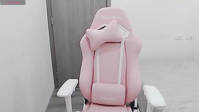 minnie9009 live sex cam