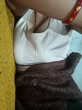 LOVELYKAJALBHABHI's cam snapshot