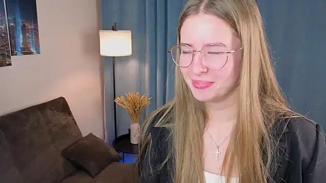 MowasaBritten's cam snapshot