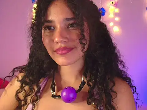 Aprilsweet2005's cam snapshot