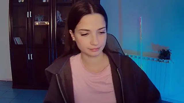 KiraVair's cam snapshot