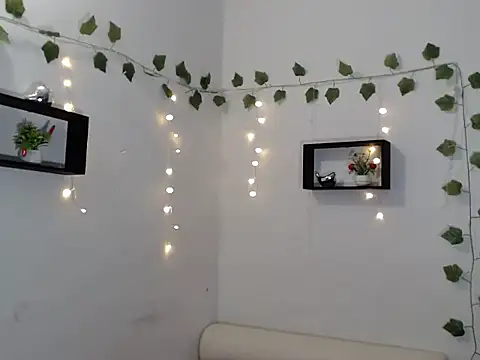 Nikolle_sexy's cam snapshot