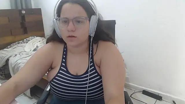 isanhaiaka's cam snapshot