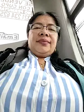 __valentina18 live sex cam