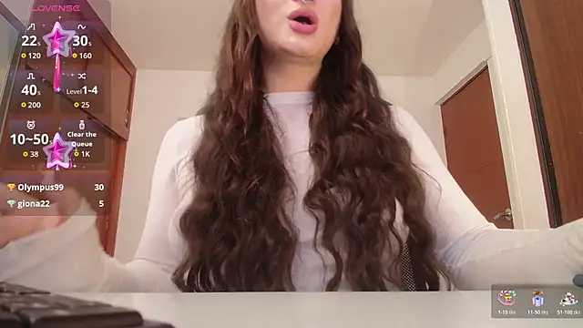 Miley_Baker's Stripchat show and profile