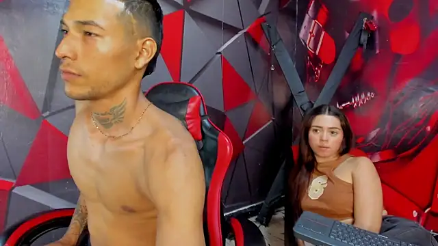 Hana_and_Zeta live sex cam