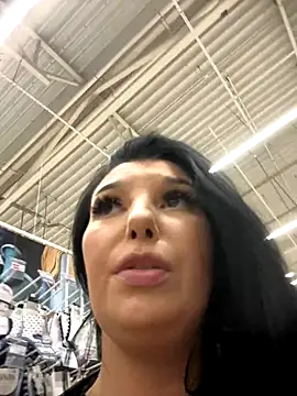 Tisha_Busty live sex cam