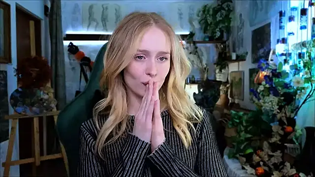 CarolineDjein's cam snapshot