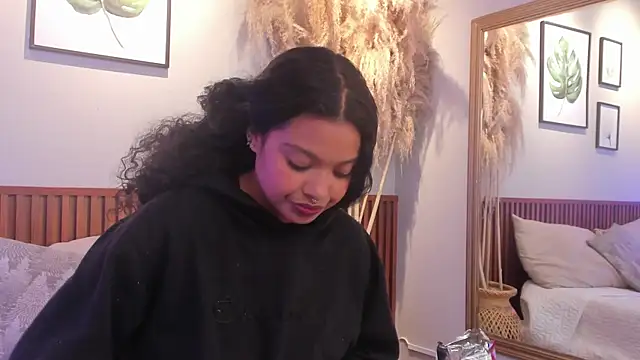 MIAHIVANOV's cam snapshot