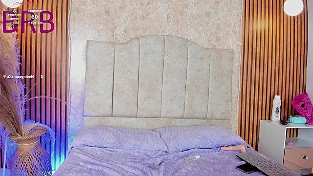 NAIA_ROSSI's cam snapshot