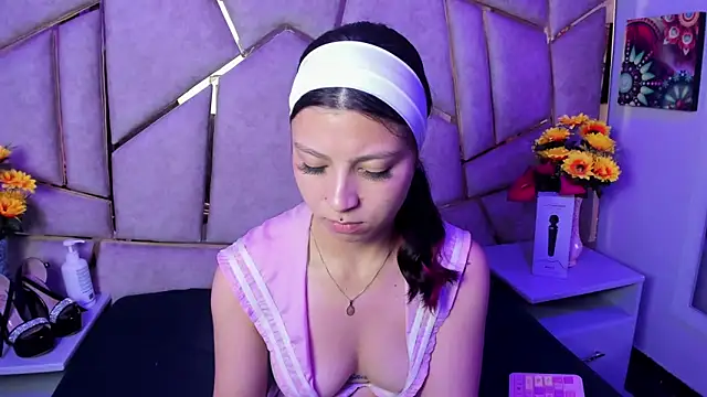 MelanyAss_'s cam snapshot