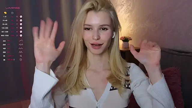 elsafawn's cam snapshot