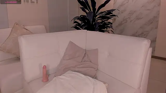 AnnieMonroe1's cam snapshot