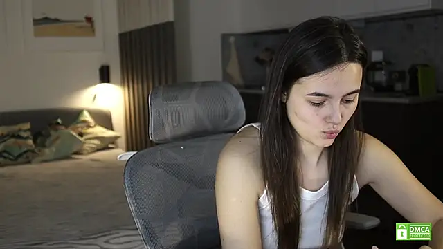 amelie_shine's cam snapshot