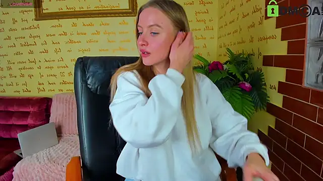 alexa_glory's cam snapshot