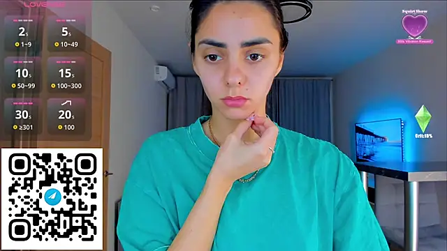 EmiliaZen's cam snapshot