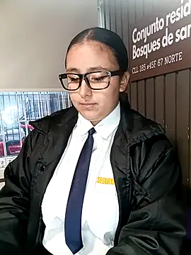 Cute_Penelope's cam snapshot