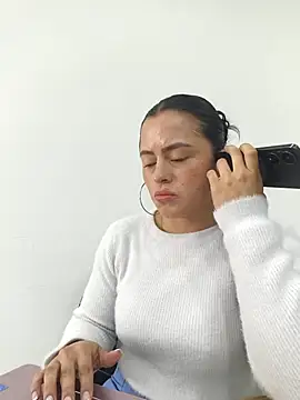 ALEJA__22's cam snapshot