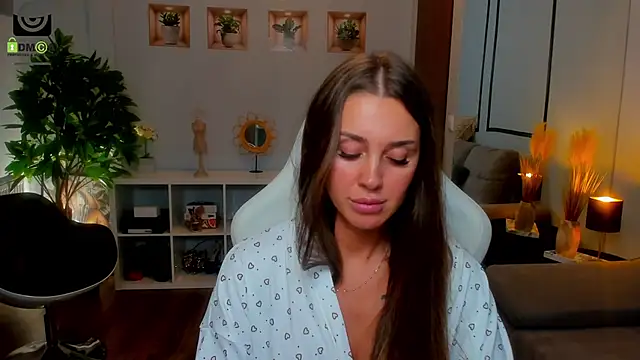 Anya-Ray's cam snapshot