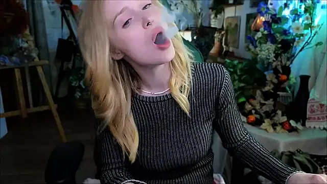 CarolineDjein's cam snapshot