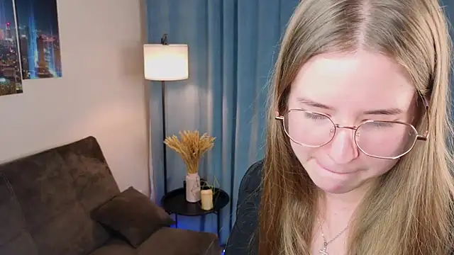 MowasaBritten's cam snapshot