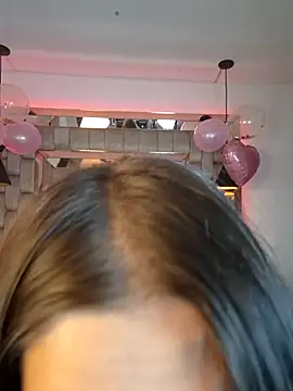 Lucianacute7's cam snapshot